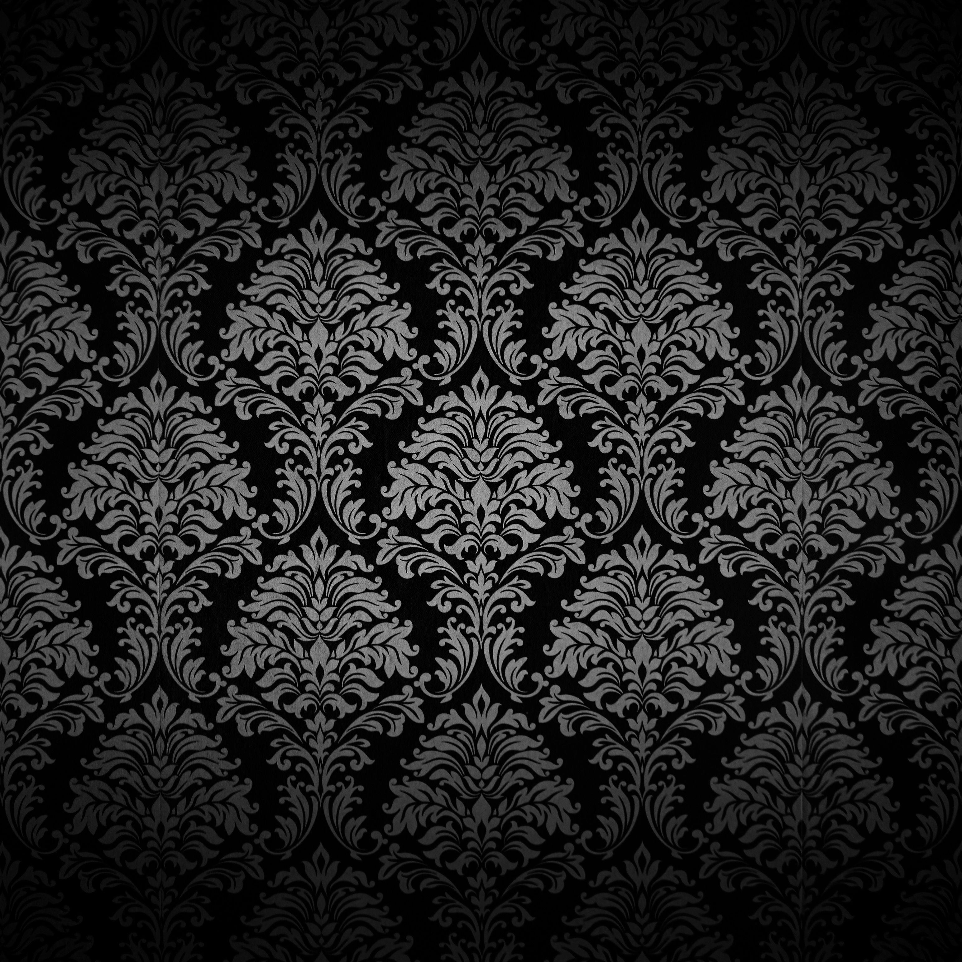 Elegant wallpaper